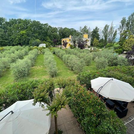 Agriturismo Monteroseo Bedizzole Exteriör bild